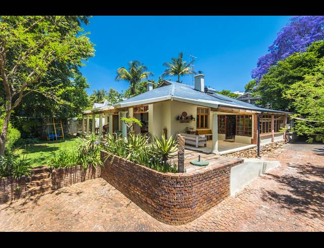 3 BEDROOM FREESTANDING RENTED IN PARKVIEW